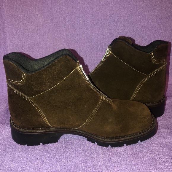 Used Women’s Sorel Zip Ankle Boot Size 8M Brown Suede - Picture 6 of 10